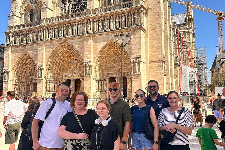 Visite de la cathédrale Notre-Dame en petit groupe avec entrée