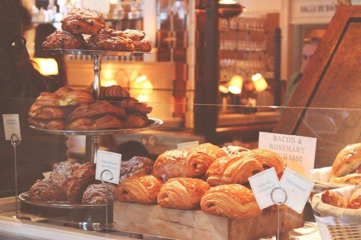 Promenade gastronomique à Montmartre et dîner français