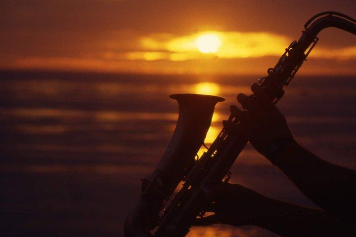 Guadeloupe Deshaies Sunset Cruise snorkeling et saxophone