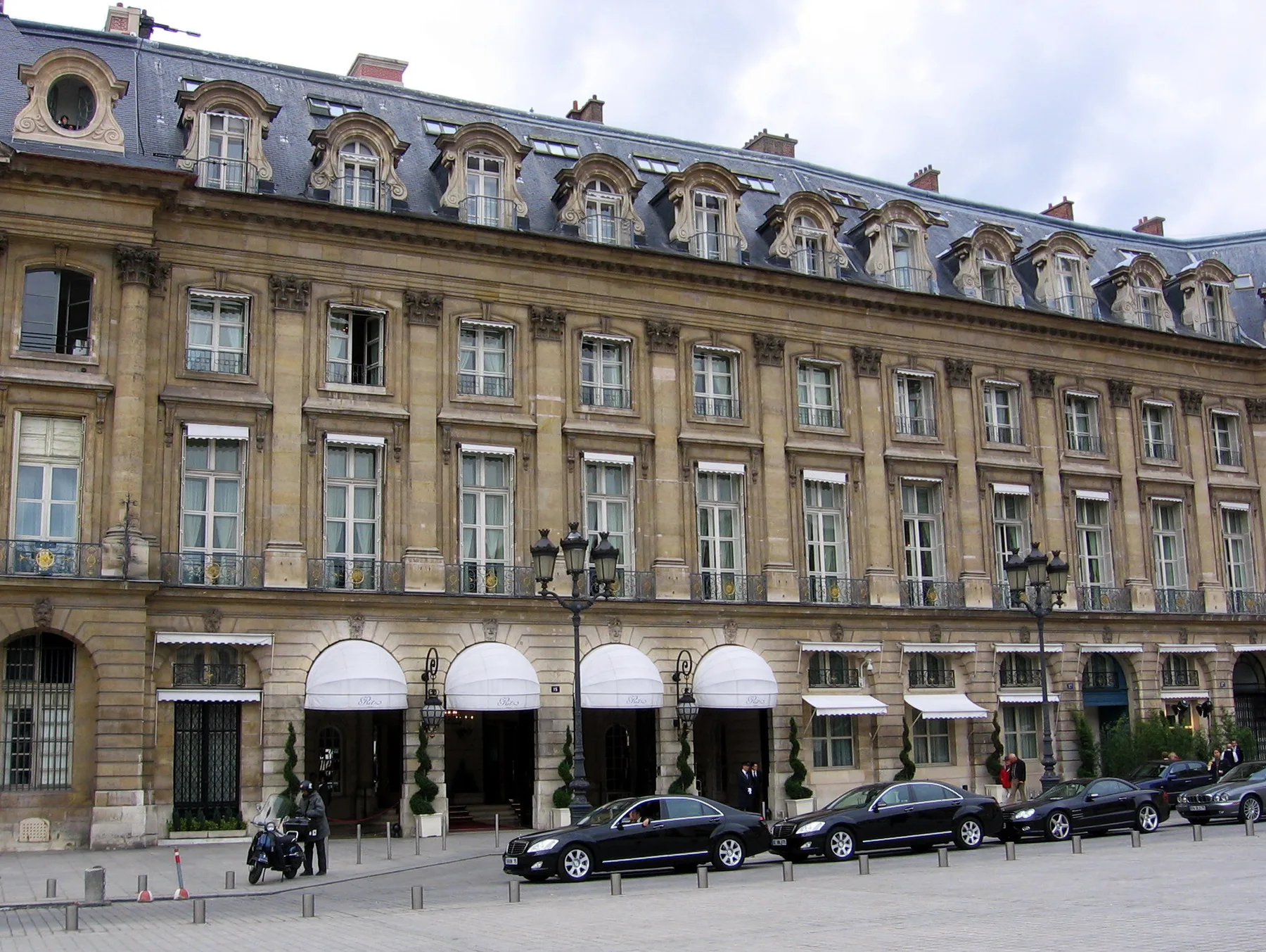 Ritz Paris (photo Wikimedia Commons)
